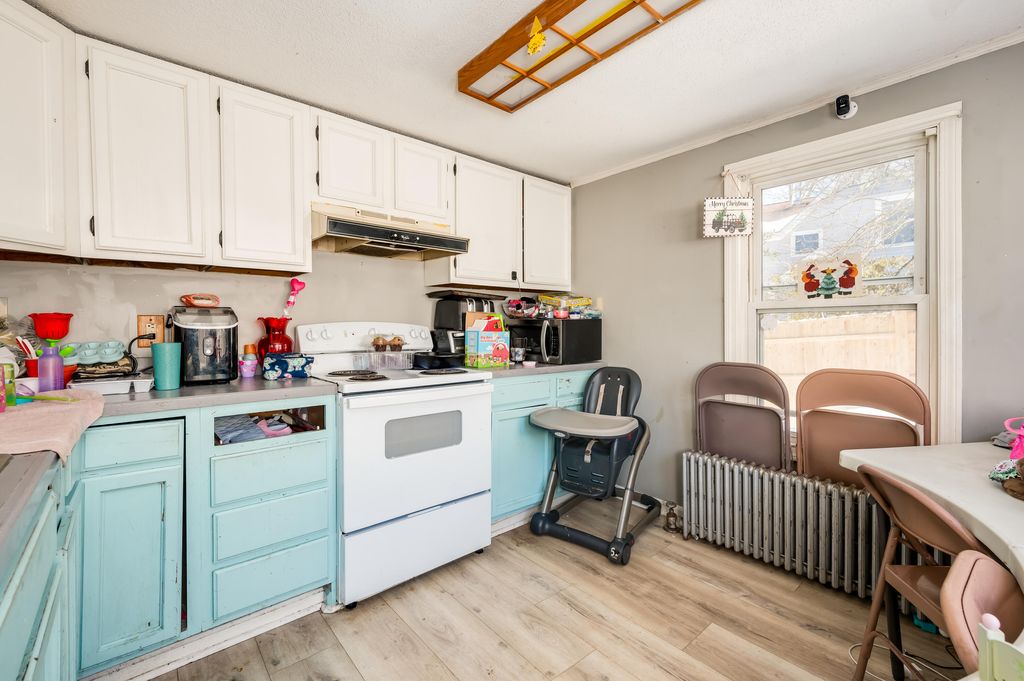 Photo of 37 Evergreen Avenue, Old Orchard Beach, ME 04064 (MLS # 1653793)