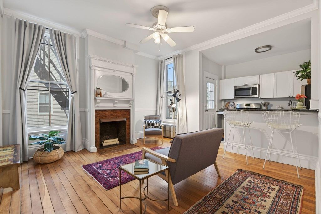 Photo of 138 Pine Street #1, Portland, ME 04102 (MLS # 1656724)