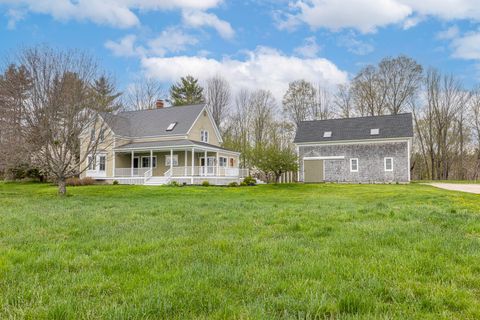 Photo of 38 Field Road, Cumberland, ME 04021 (MLS # 1661742)