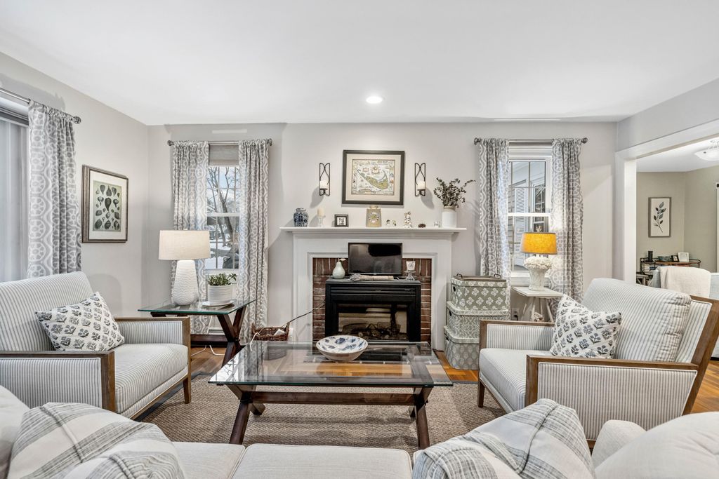 Photo of 5 Wiggins Pond Lane #5, Kennebunk, ME 04043 (MLS # 1646279)