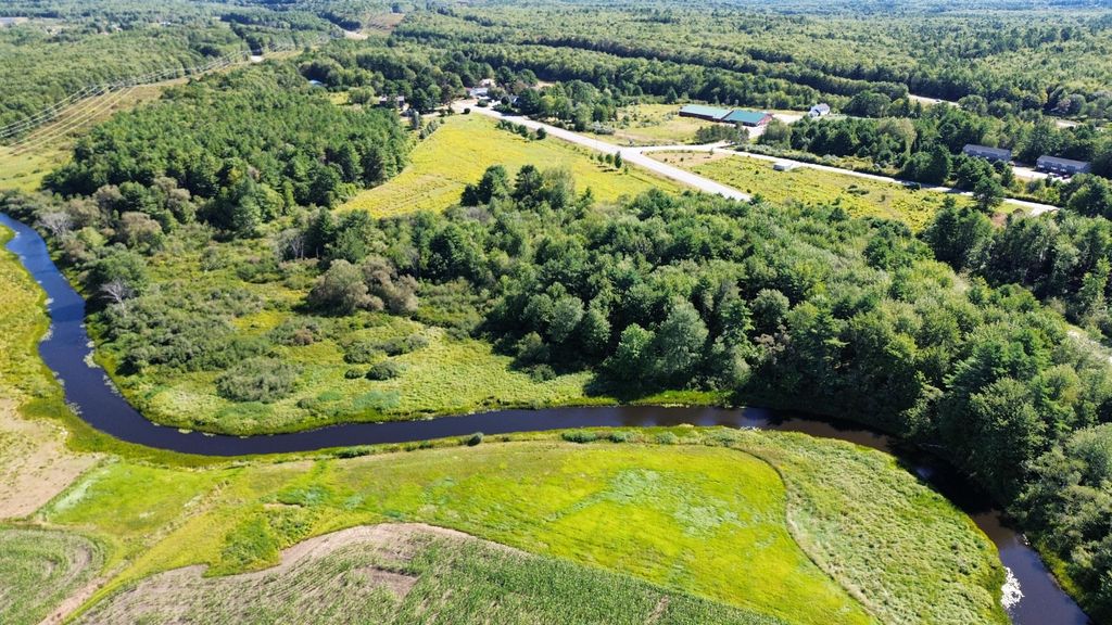 Photo of 210 Augusta Road, Topsham, ME 04086 (MLS # 1634842)