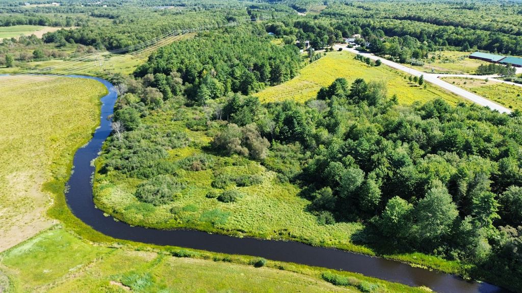 Photo of 210 Augusta Road, Topsham, ME 04086 (MLS # 1634842)