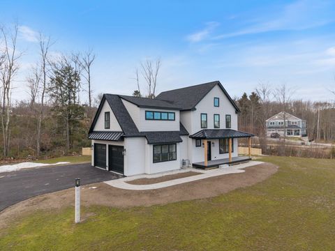 Photo of 9 Wildlife Lane, North Yarmouth, ME 04097 (MLS # 1647192)