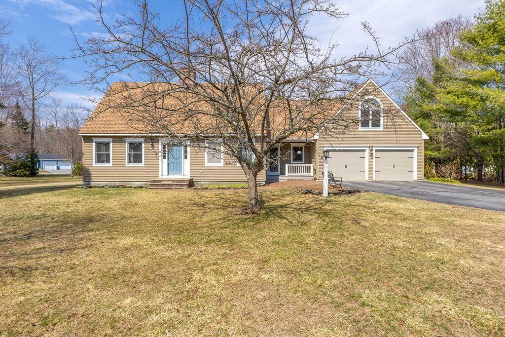 Photo of 36 Village Woods Circle, Gorham, ME 04038 (MLS # 1657695)