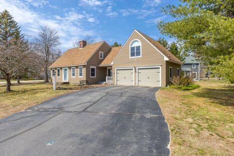 Photo of 36 Village Woods Circle, Gorham, ME 04038 (MLS # 1657695)