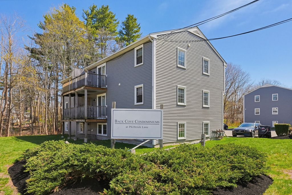 Photo of 1 Philbrick Lane #2, Kittery, ME 03904 (MLS # 1660438)