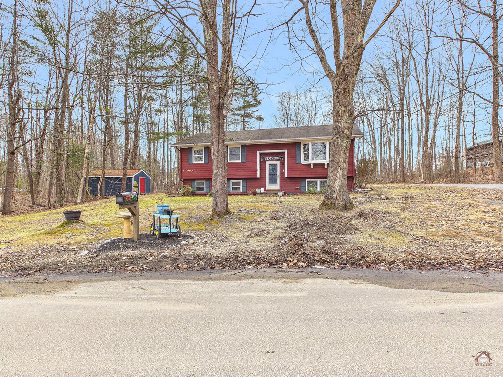 Photo of 20 Pinewood Drive, Wiscasset, ME 04578 (MLS # 1655701)