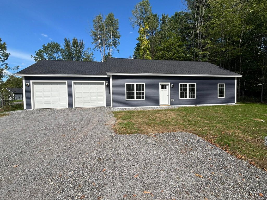 Photo of 9 Car-Ty Court, Lewiston, ME 04240 (MLS # 1638384)