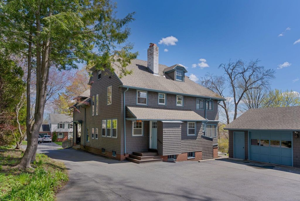 Photo of 160 Craigie Street, Portland, ME 04102 (MLS # 1661673)
