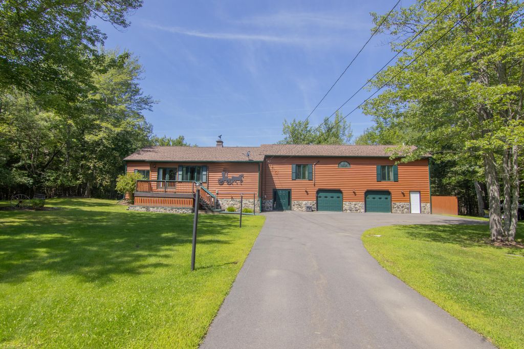 Photo of 74 Pinetree Road, Brewer, ME 04412 (MLS # 1662544)