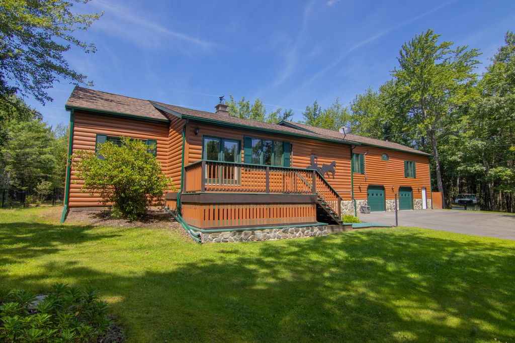 Photo of 74 Pinetree Road, Brewer, ME 04412 (MLS # 1662544)