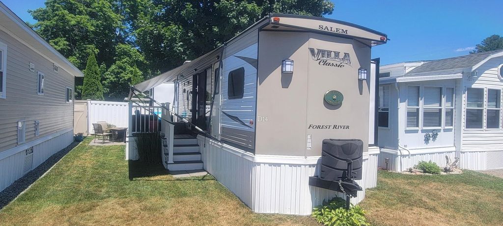Photo of 9 Bourne Avenue #D14, Wells, ME 04090 (MLS # 1661755)