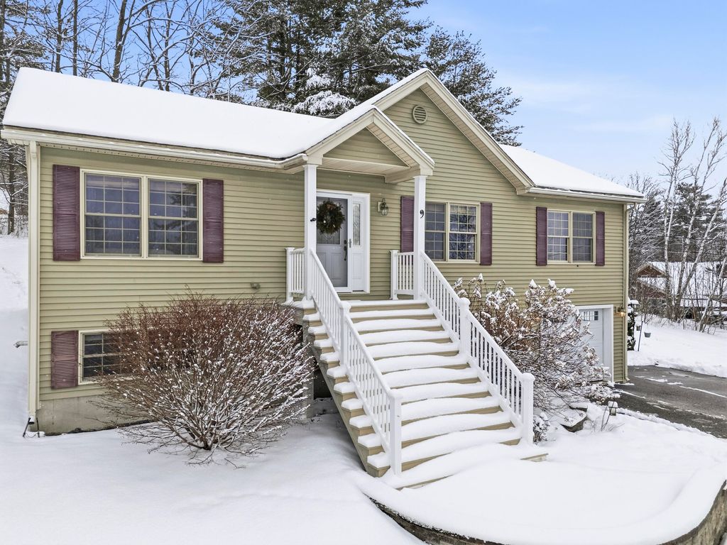 Photo of 9 Jill Street, Lewiston, ME 04240 (MLS # 1651136)