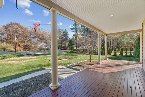 Photo of 250 Mere Point Road, Brunswick, ME 04011 (MLS # 1649114)