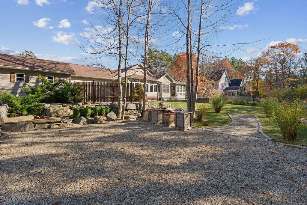 Photo of 250 Mere Point Road, Brunswick, ME 04011 (MLS # 1649114)