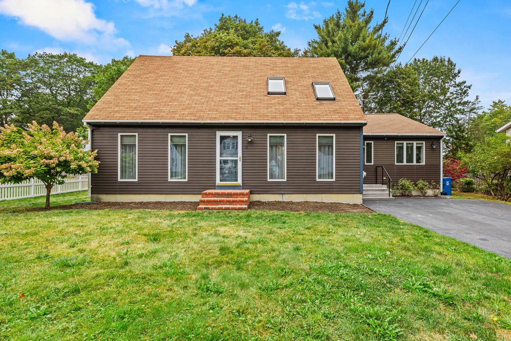 Photo of 18 Eighth Street, Portland, ME 04103 (MLS # 1640170)