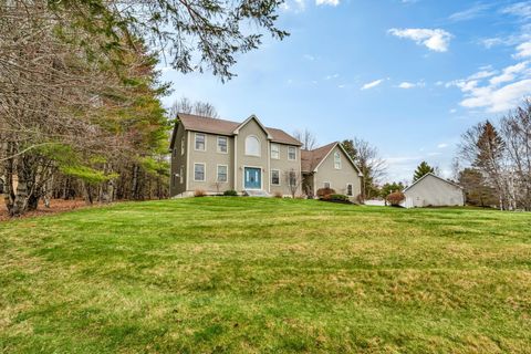 Photo of 45 Hermon Heights, Hermon, ME 04401 (MLS # 1660142)