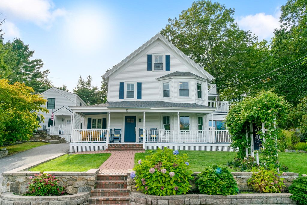 Photo of 17 Glen Avenue #1, Ogunquit, ME 03907 (MLS # 1636530)