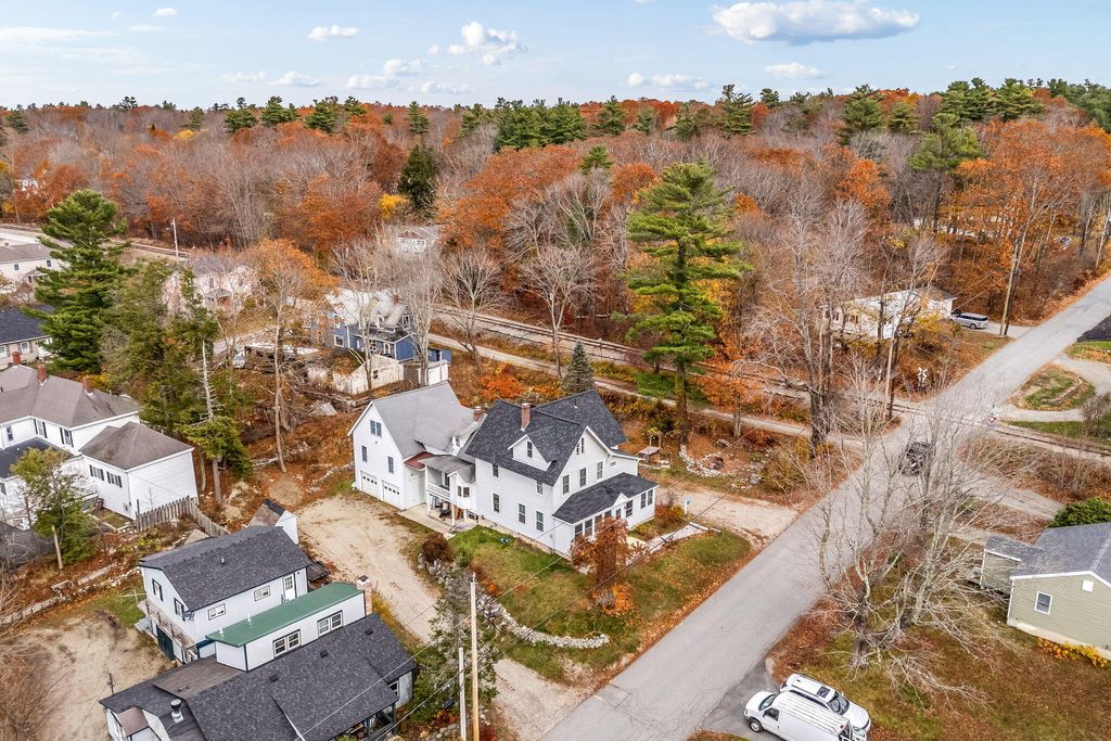 Photo of 14 Lincoln Street St, Ellsworth, ME 04605 (MLS # 1643055)