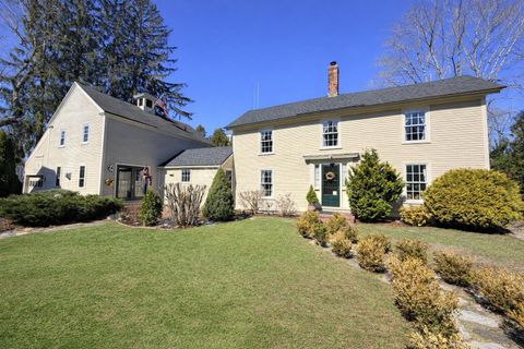 Photo of 9 Summer Street, Kennebunk, ME 04043 (MLS # 1657018)