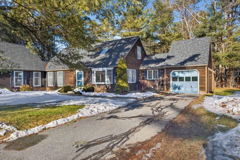 Photo of 47 Cluf Bay Road #47, Brunswick, ME 04011 (MLS # 1650030)