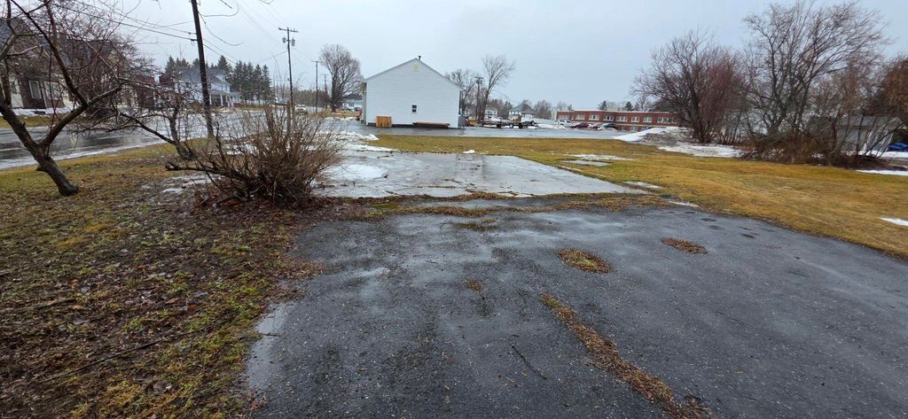 Photo of 20 Presque Isle Street, Fort Fairfield, ME 04742 (MLS # 1654443)