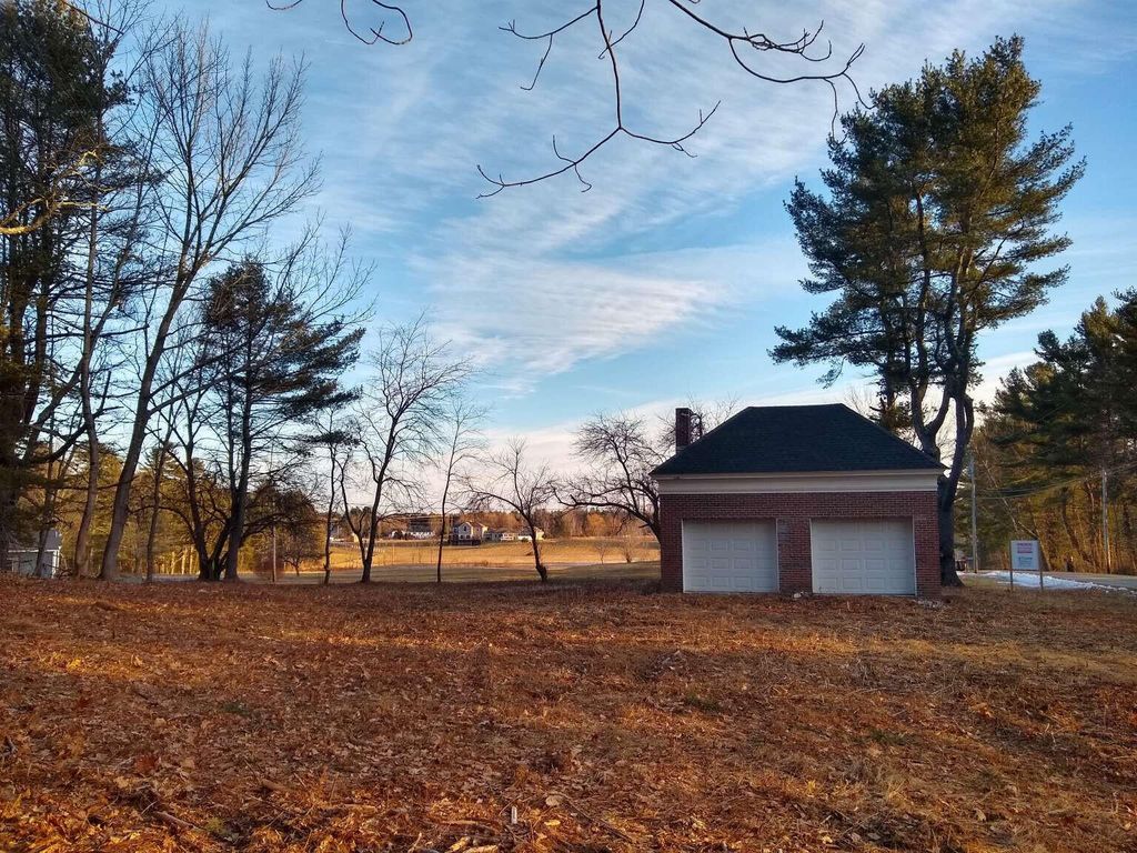 Photo of 257 New County Road, Saco, ME 04072 (MLS # 1661920)