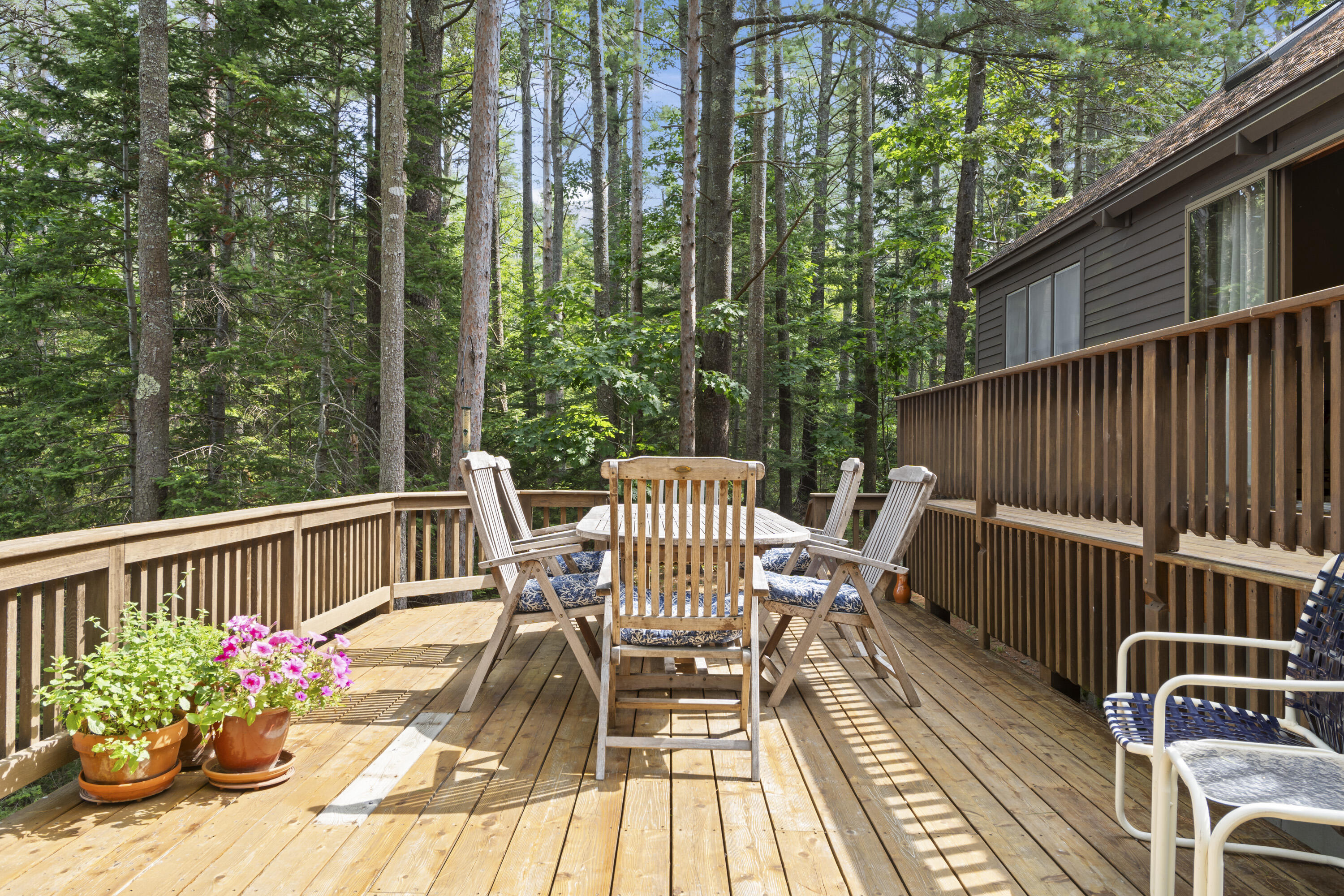 Harpswell, Maine, 04079, United States, 3 Bedrooms Bedrooms, ,2 BathroomsBathrooms,Residential,Active,2041527