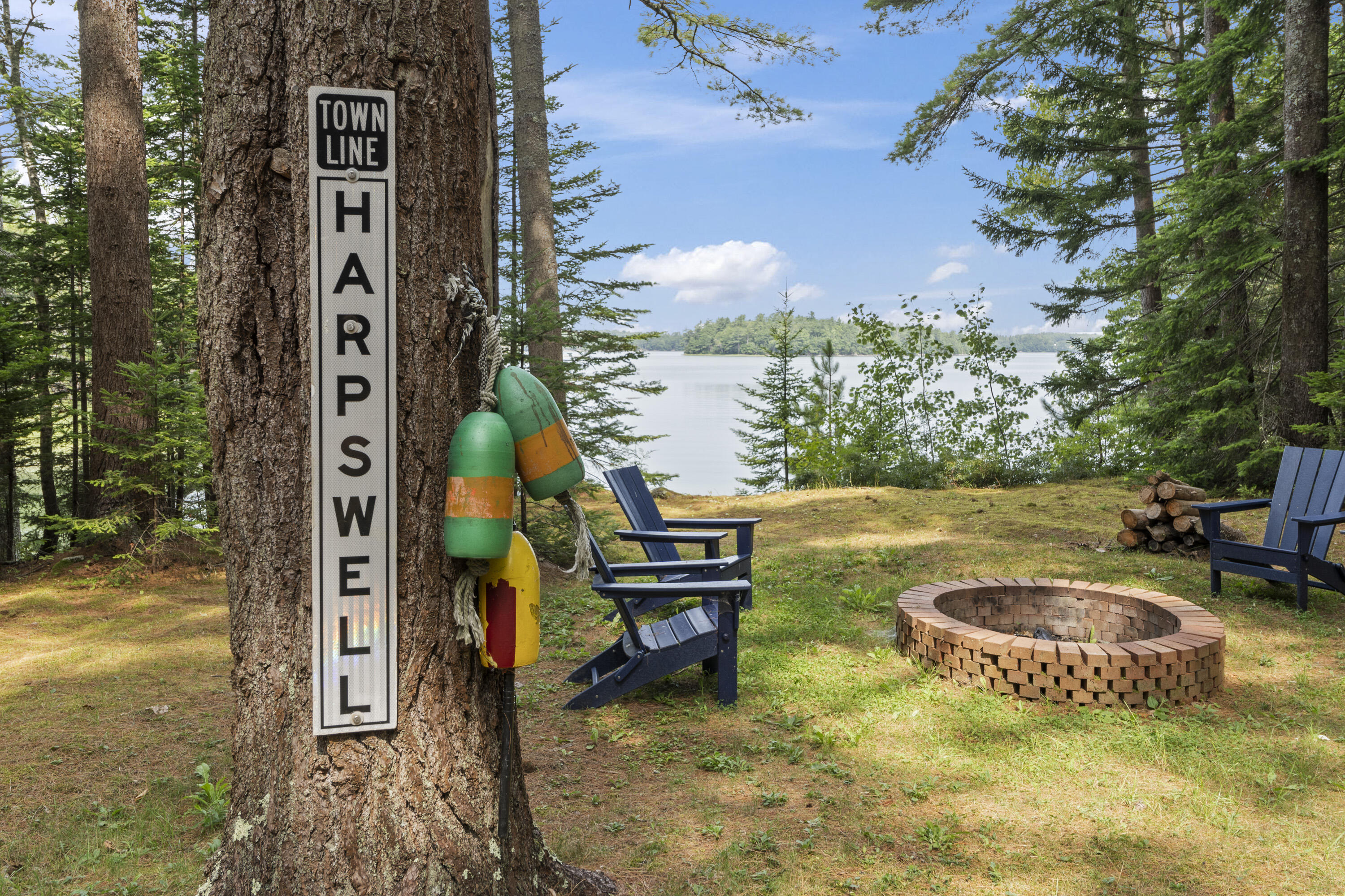 Harpswell, Maine, 04079, United States, 3 Bedrooms Bedrooms, ,2 BathroomsBathrooms,Residential,Active,2041527
