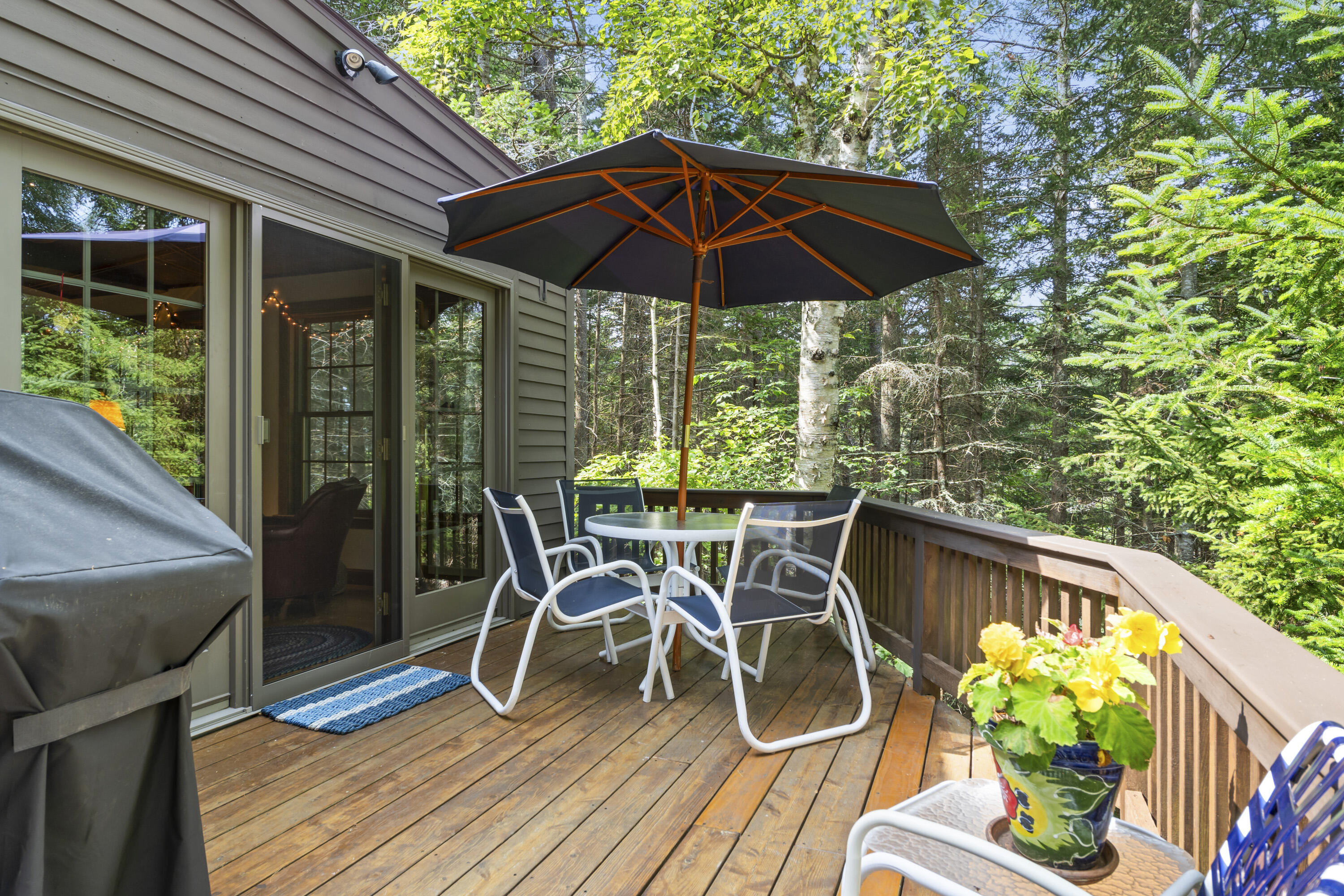 Harpswell, Maine, 04079, United States, 3 Bedrooms Bedrooms, ,2 BathroomsBathrooms,Residential,Active,2041527
