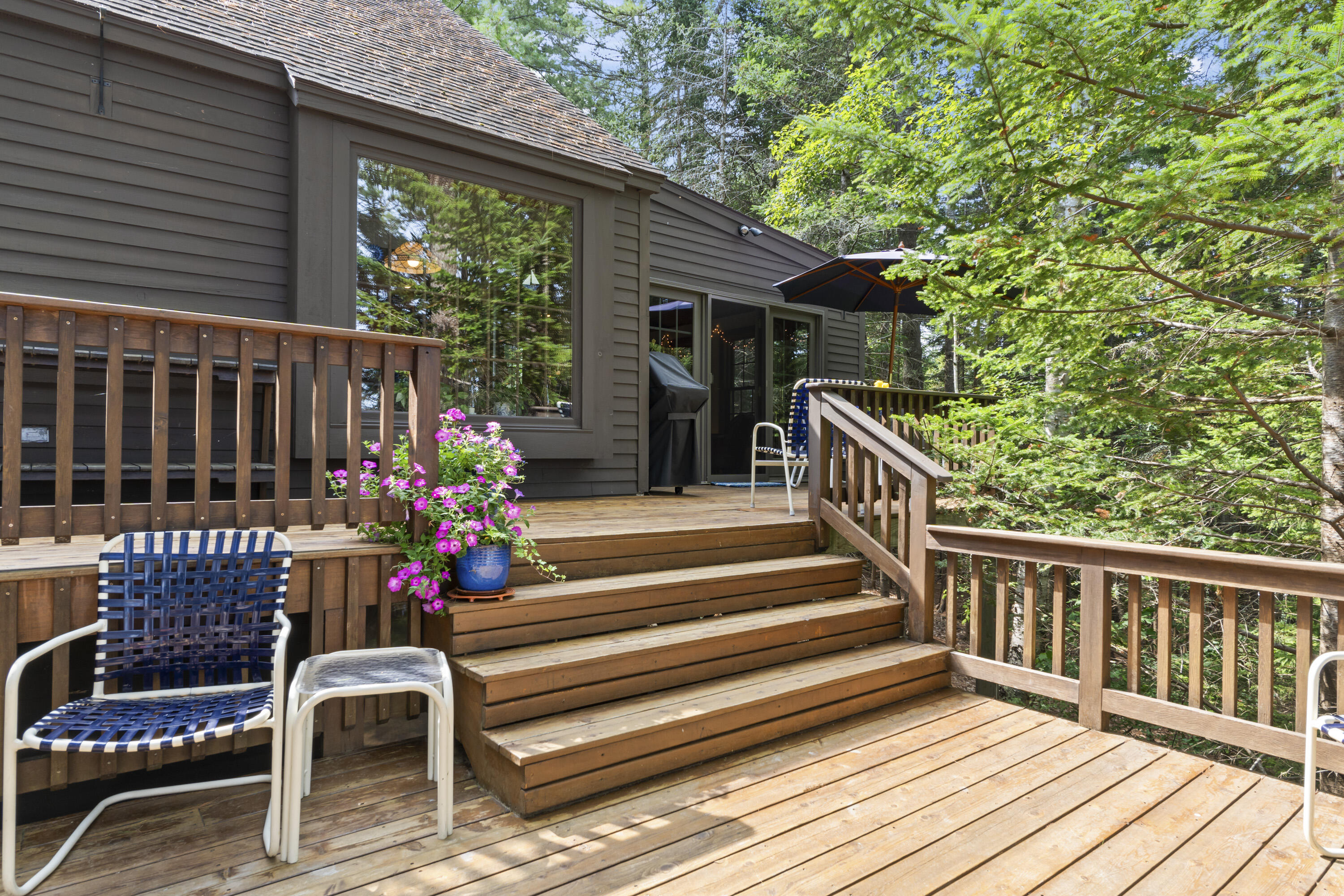 Harpswell, Maine, 04079, United States, 3 Bedrooms Bedrooms, ,2 BathroomsBathrooms,Residential,Active,2041527