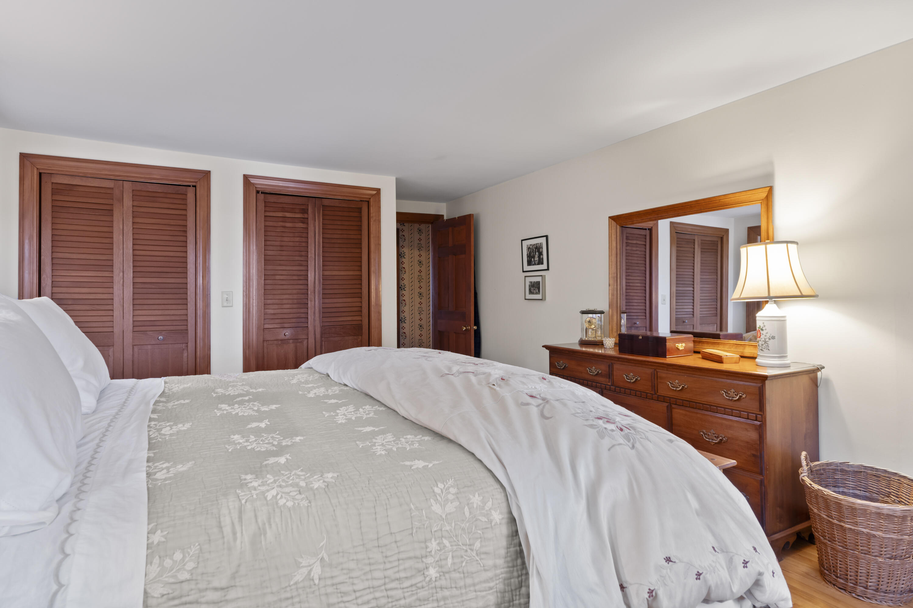 Harpswell, Maine, 04079, United States, 3 Bedrooms Bedrooms, ,2 BathroomsBathrooms,Residential,Active,2041527
