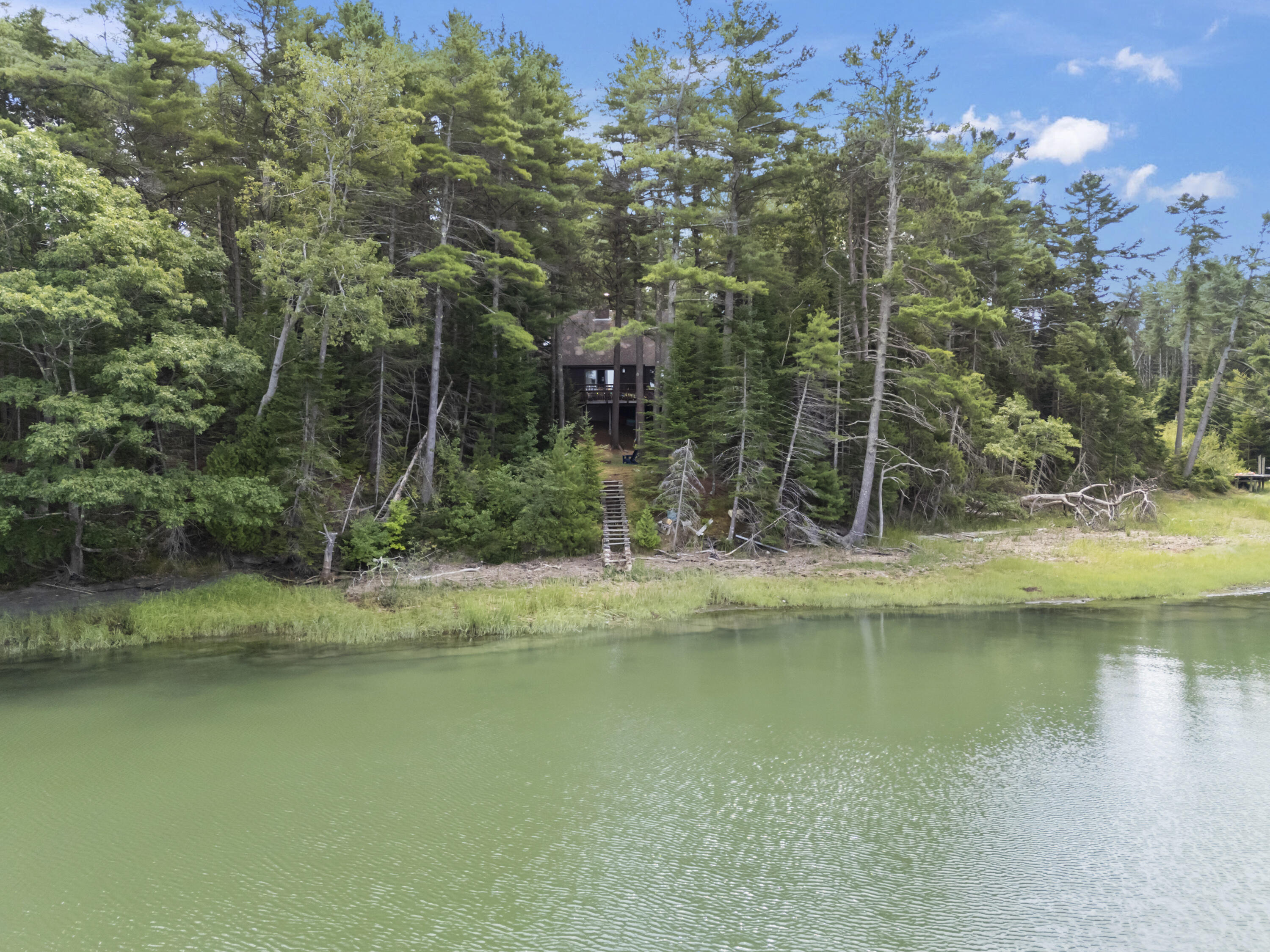 Harpswell, Maine, 04079, United States, 3 Bedrooms Bedrooms, ,2 BathroomsBathrooms,Residential,Active,2041527