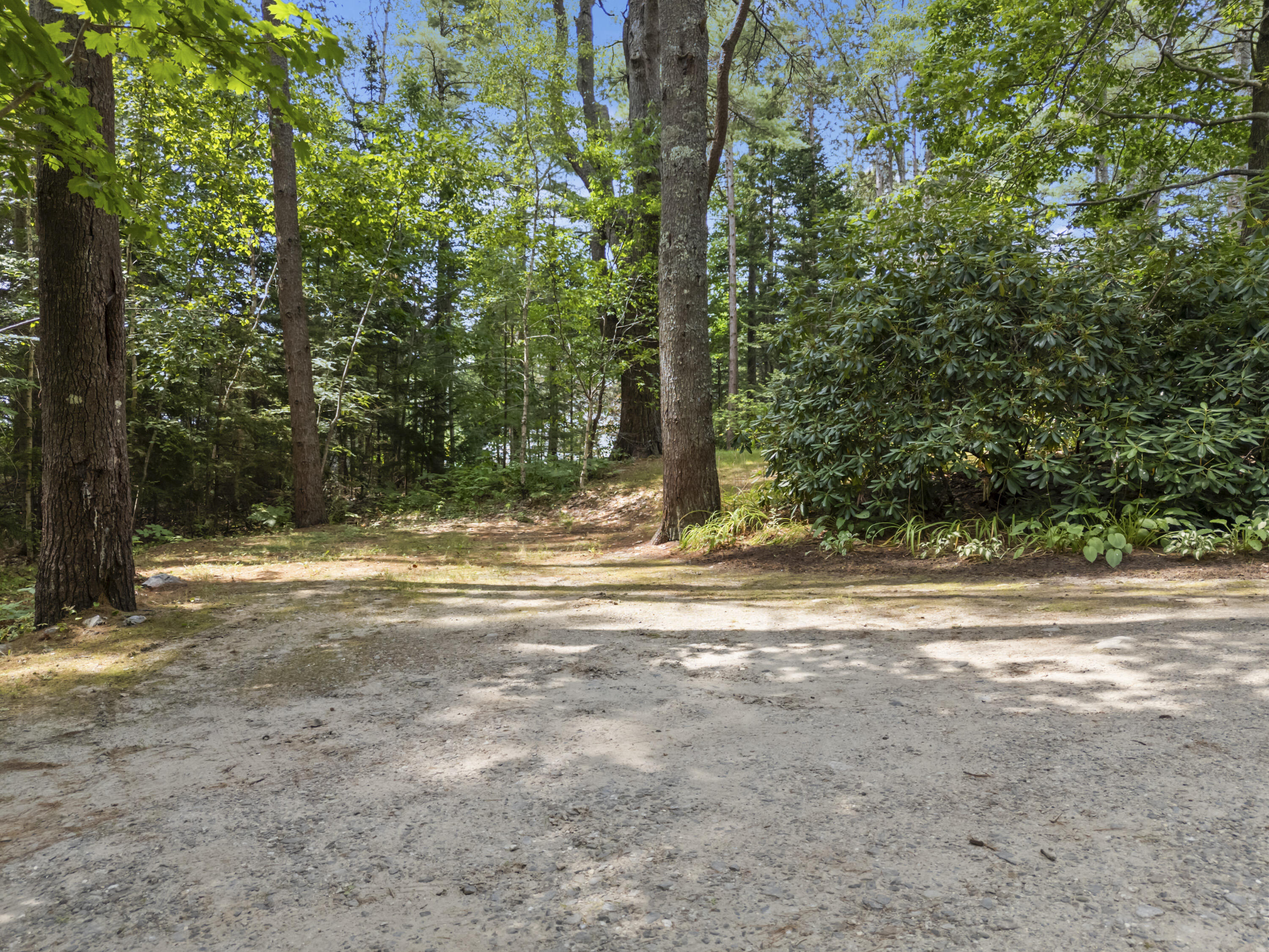 Harpswell, Maine, 04079, United States, 3 Bedrooms Bedrooms, ,2 BathroomsBathrooms,Residential,Active,2041527