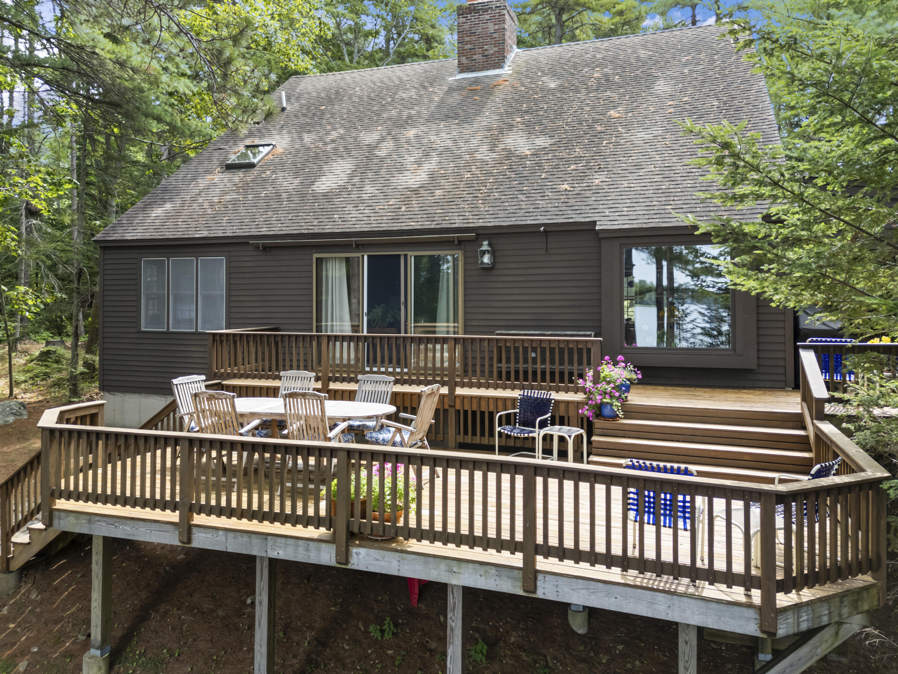 Harpswell, Maine, 04079, United States, 3 Bedrooms Bedrooms, ,2 BathroomsBathrooms,Residential,Active,2041527