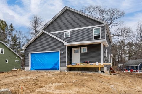 Photo of 3 Hardwood Lane, Kennebunk, ME 04043 (MLS # 1654297)