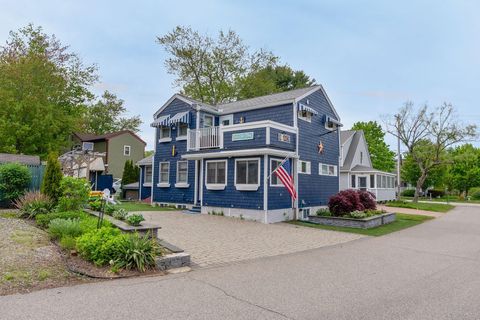 Photo of 11 Rose Lane, Ogunquit, ME 03907 (MLS # 1663691)