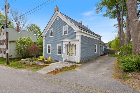Photo of 26 Corliss Street, Bath, ME 04530 (MLS # 1663008)