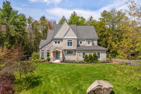 Photo of 2 Tiger Lily Lane, Cape Elizabeth, ME 04107 (MLS # 1663066)