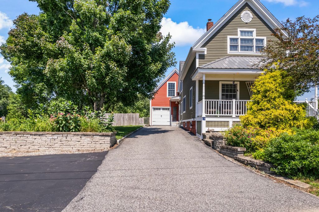 Photo of 13 Mckinley Drive, Lewiston, ME 04240 (MLS # 1596836)