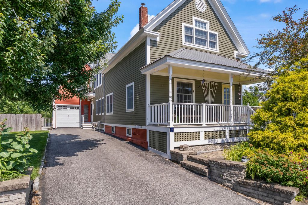 Photo of 13 Mckinley Drive, Lewiston, ME 04240 (MLS # 1596836)