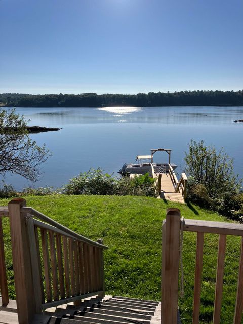 Photo of 5 Pearl Drive, Brunswick, ME 04011 (MLS # 1654264)