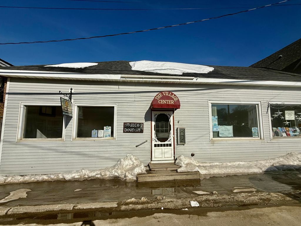 Photo of 54 W Main Street, Vinalhaven, ME 04863 (MLS # 1651332)