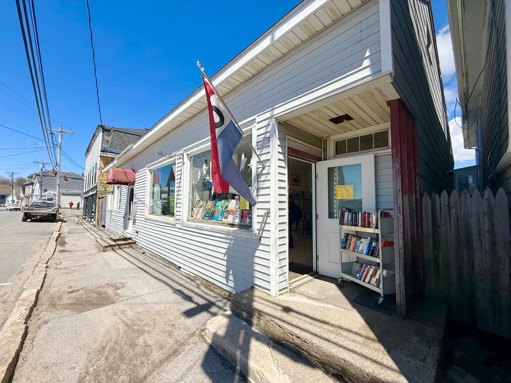 Photo of 54 W Main Street, Vinalhaven, ME 04863 (MLS # 1651332)
