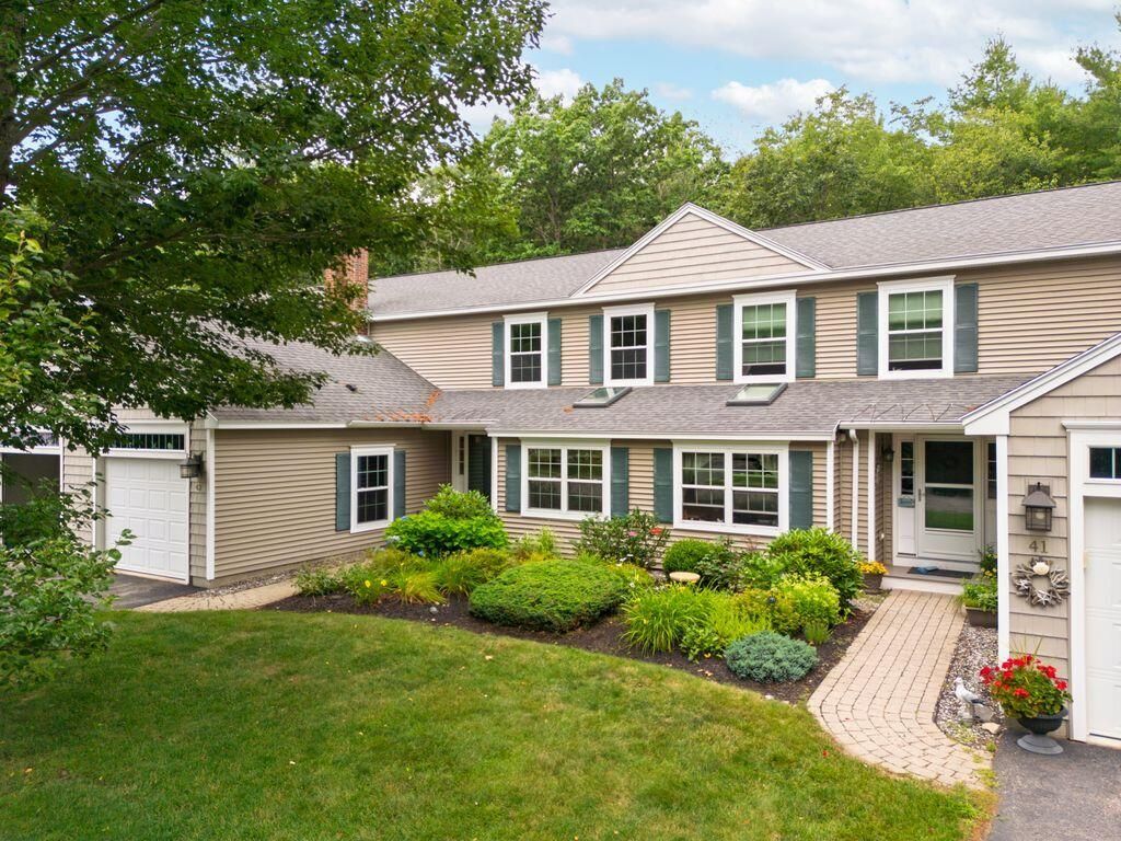 Photo of 43 Schooner Way #27, Wells, ME 04090 (MLS # 1657600)