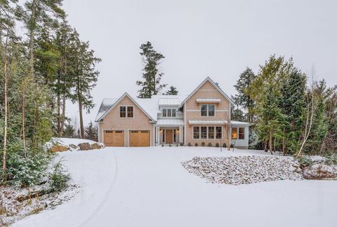 Photo of 20 Parker Way, Falmouth, ME 04105 (MLS # 1632471)
