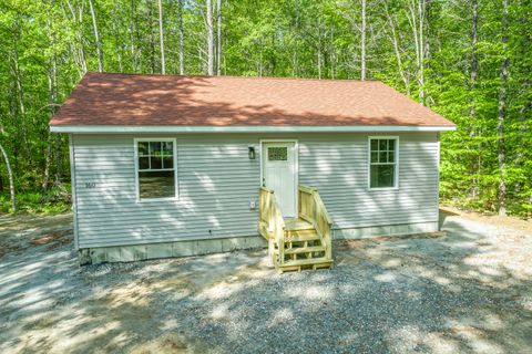 Photo of 160 Maplewood Drive, Naples, ME 04055 (MLS # 1644560)