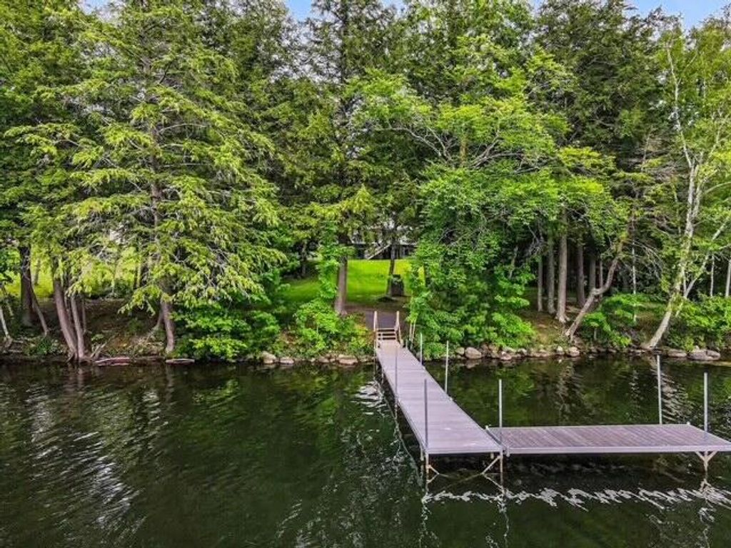 Photo of 87 Maple Ridge Drive, Monmouth, ME 04259 (MLS # 1655381)