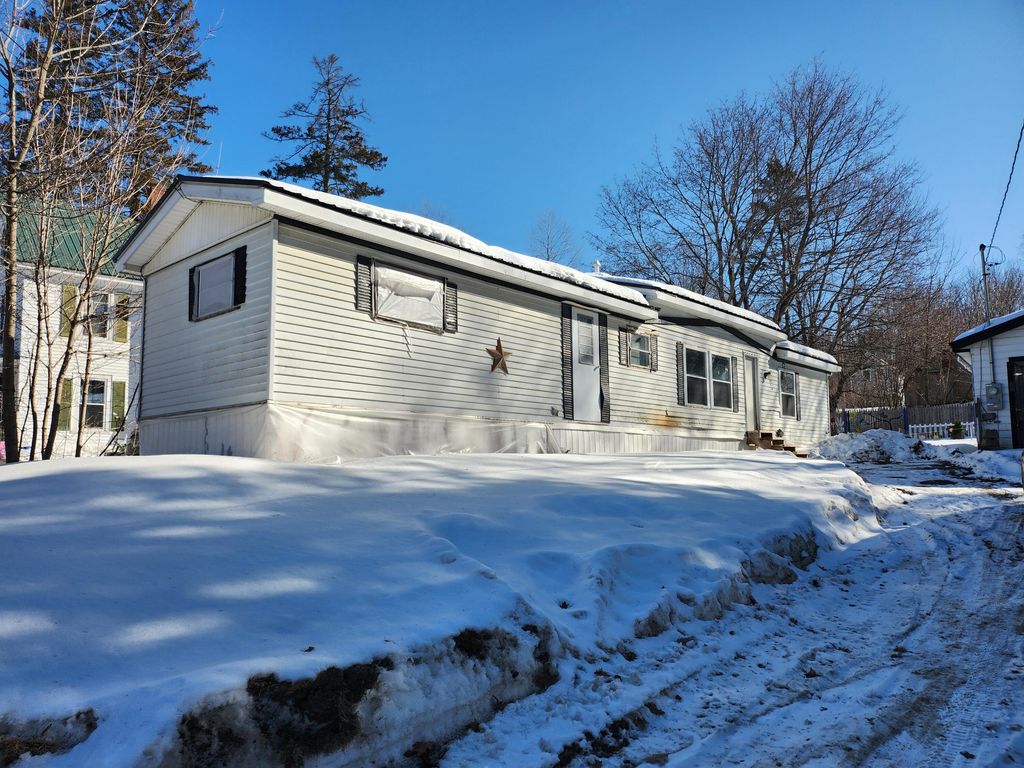 Photo of 173 Church St, Dexter, ME 04930 (MLS # 1652222)