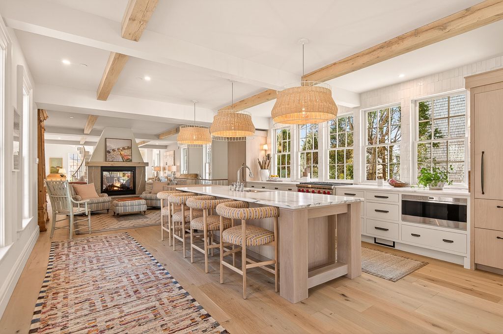 Photo of 37 South Street, Yarmouth, ME 04096 (MLS # 1657339)